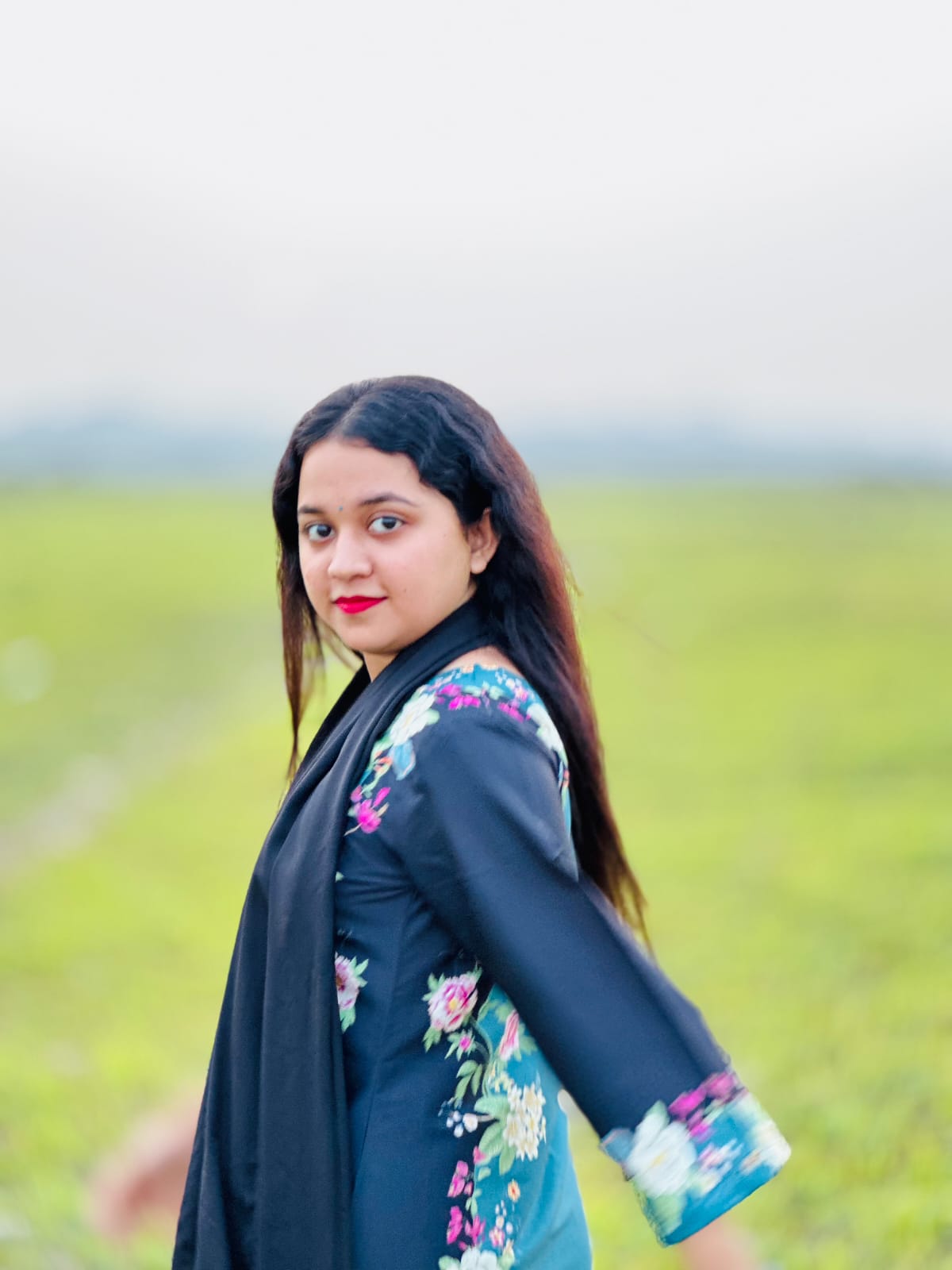 মাদারীপুরে বাড়িতে একা পেয়ে ধারালো অস্ত্রের আঘাতে হত্যা! এক সপ্তাহেও গ্রেপ্তার নেই, আতঙ্কে পরিবার