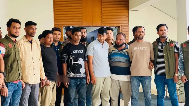 চাকরিচ্যুত সেনাসদস্যসহ গ্রেপ্তার ৬ ,এসবির ভুয়া পরিচয়ে ব্যবসায়ী অপহরণ ও মুক্তিপণ আদায়
